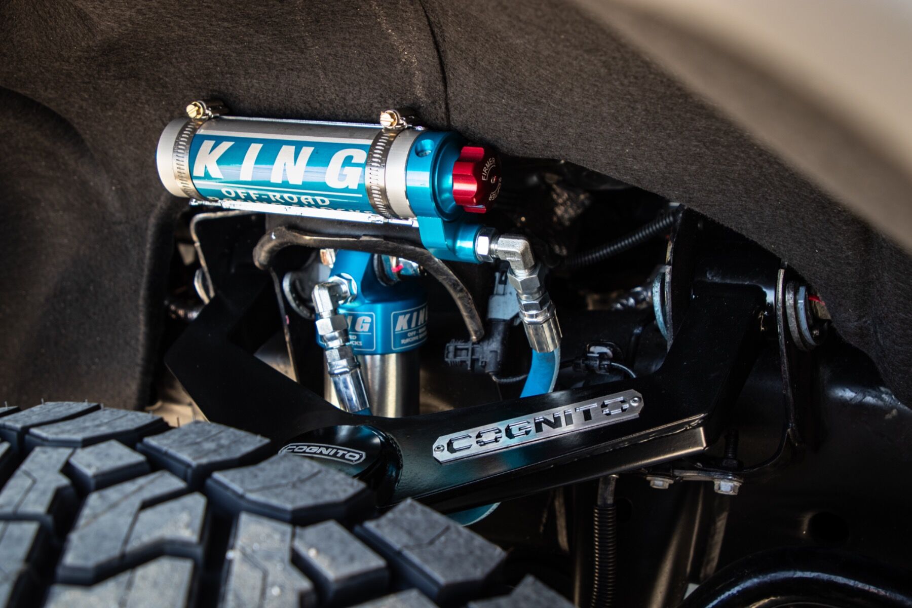 Cognito 3-Inch Elite Leveling Kit with King 2.5 Reservoir Shocks for 20-25 Silverado/Sierra 2500/3500 2WD/4WD photo 4