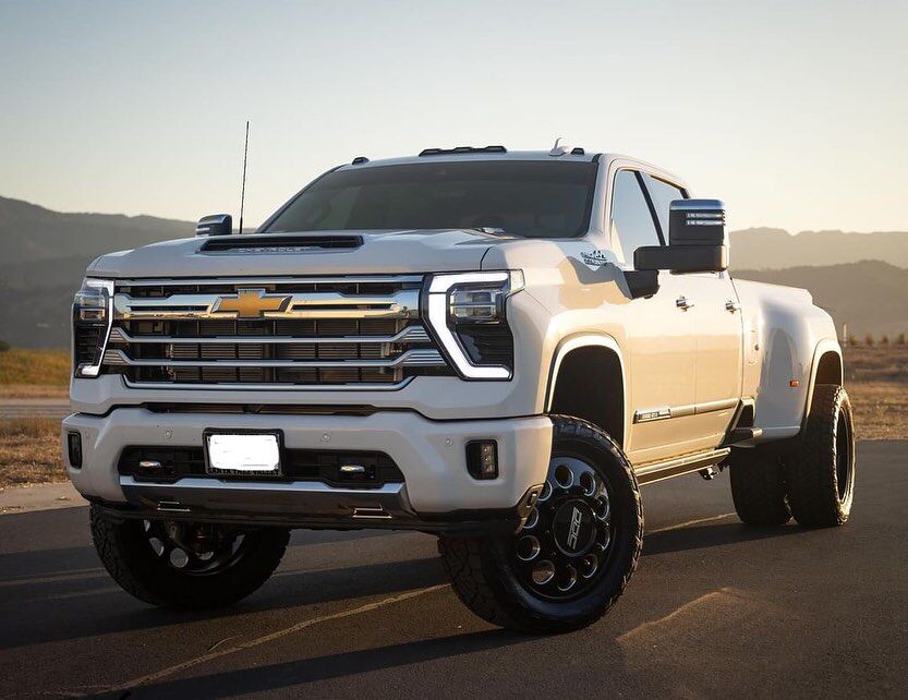 Cognito 3-Inch Elite Leveling Kit with King 2.5 Reservoir Shocks for 20-25 Silverado/Sierra 2500/3500 2WD/4WD photo 5